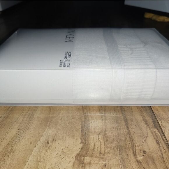 NWT Calvin Klein Home Modern Cotton Julian Standar - Picture 2 of 7